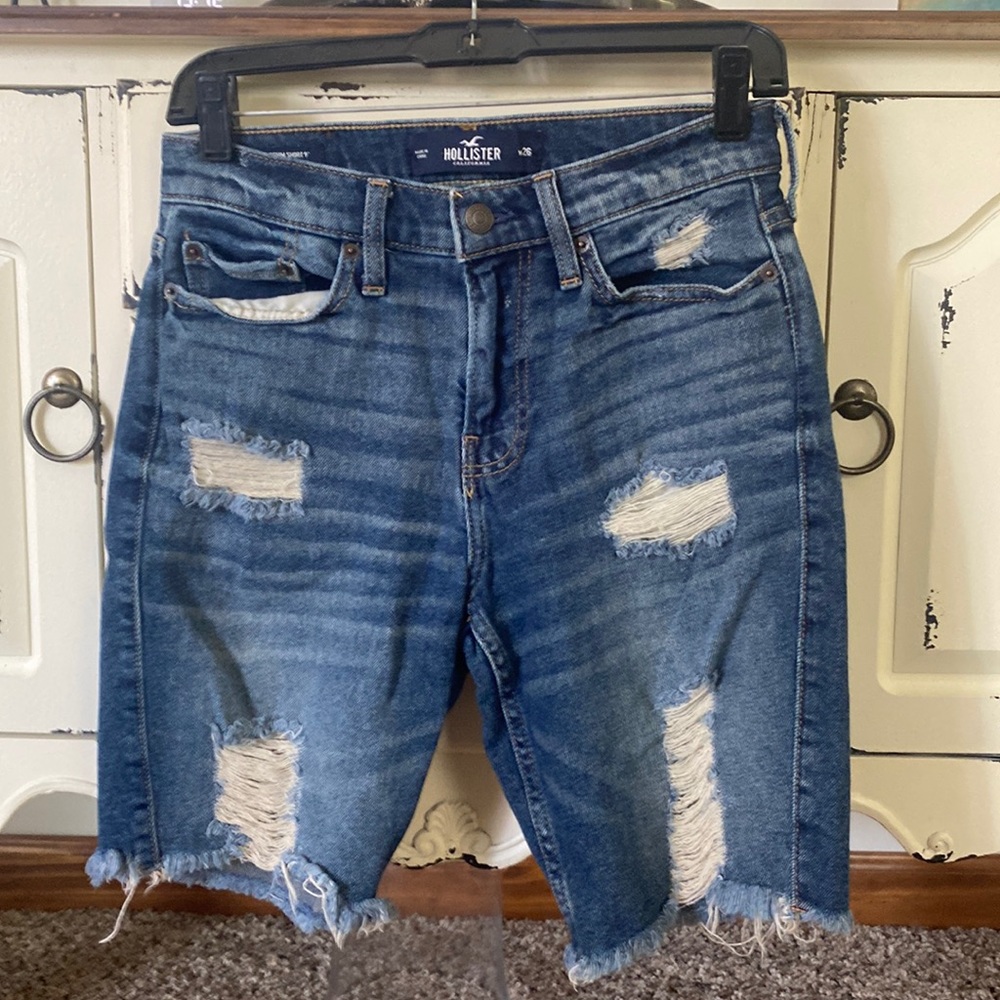 HOLLISTER DENIM SHORTS.  Bermuda,frayed,destructed,size 26